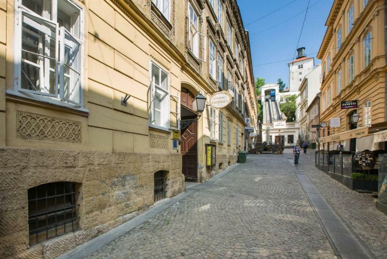 Bastinica Superior Apartment, Old Town In City Center Zagreb Buitenkant foto